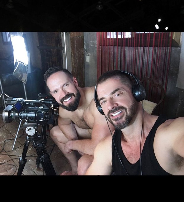 1 pic. Depois de muito tempo, agora meu melhor amigo, ator premiado internacionalmente, diretor nas mais