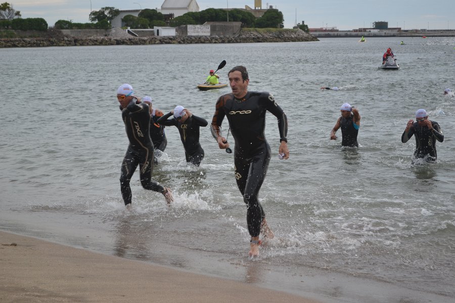 mardelplata's tweet photo. #AGENDA | ¡Regresa el Half Triathlon a Mar del Plata! 🏊🏼🚴🏼🏃🏼
Organizado por @ISSportsarg, es una de las pruebas de larga distancia con mayor historia en el país.
📅 Dom. 28/03
✍️🏼 Inscripciones disponibles en https://t.co/CfBnvESakl https://t.co/TGNaGHVXFg