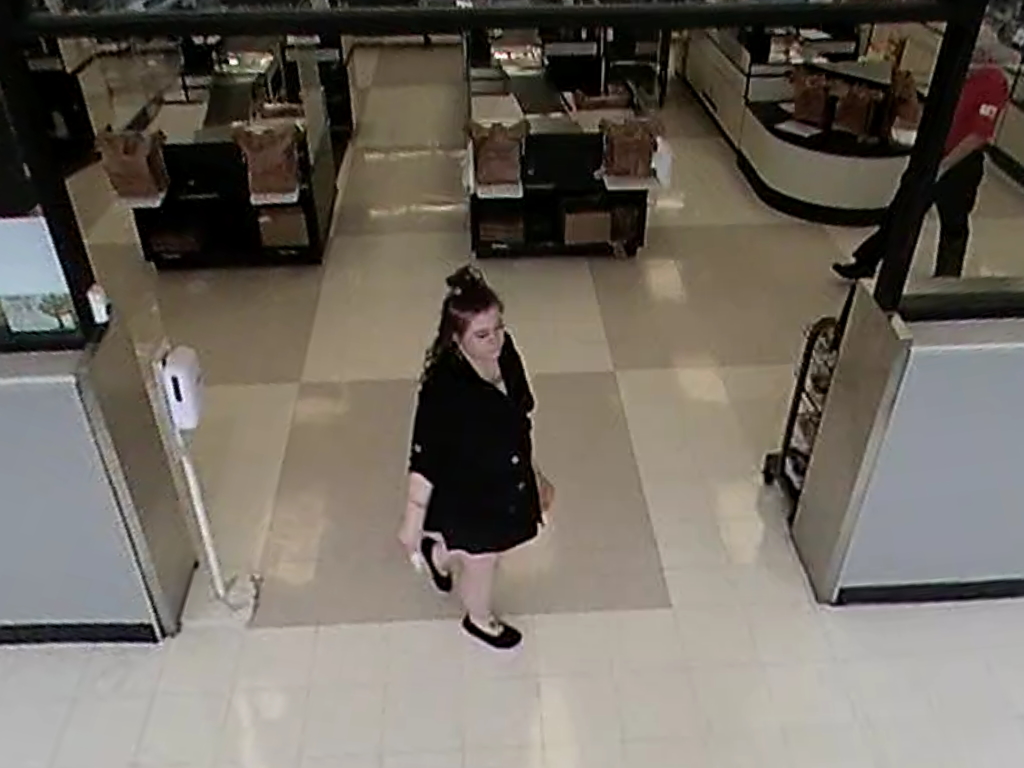SCPDMO's tweet photo. Please help us identify this person.  This person used stolen credit cards from a stealing that occurred in our city.   Note the tattoos on her chest, forearm and foot. 
Please contact  Officer Guehne regarding this case at 636-949-3300.    Thank you for your help! https://t.co/Dmomcm3HjO
