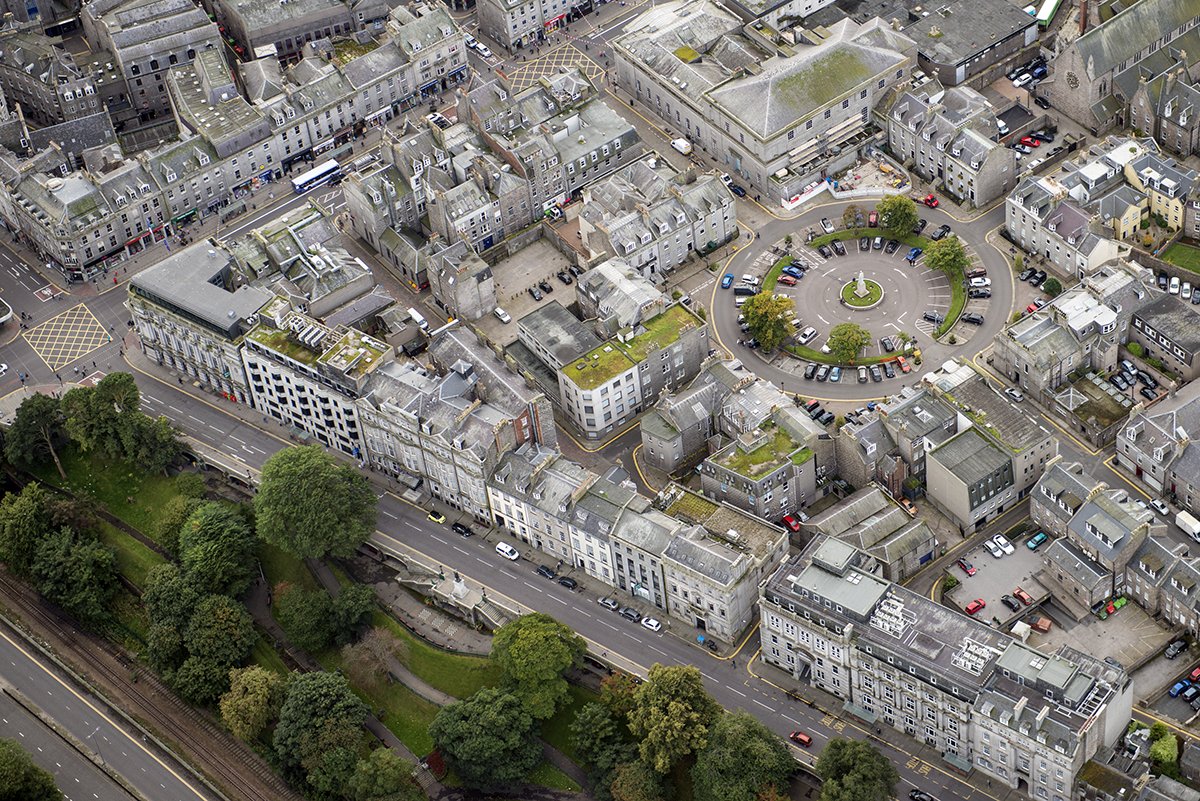 HistEnvScot's tweet photo. We welcome the direction @ScotGovPlanning are taking with Scotland's fourth National Planning Framework and that heritage is recognised as part of the solution for a sustainable, net zero future. 🍃🌍🏡

Read our full response to #NPF4 at: https://t.co/fz3rXNb9db https://t.co/YMKmaWYxmh