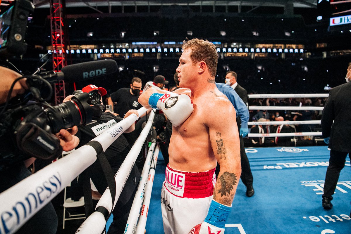 BoxingNewsED's tweet photo. Canelo Alvarez and Billy Joe Saunders will clash in front of over 60,000 fans in a super-middleweight title unification blockbuster at AT&amp;T Stadium in Arlington, Texas on Saturday May 8, live worldwide on DAZN.
#CaneloSaunders https://t.co/nh561qXp3O
