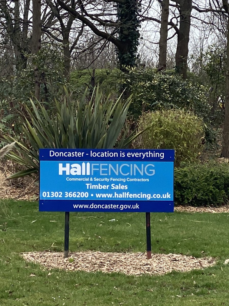 Hall Fencing Ltd tweet media