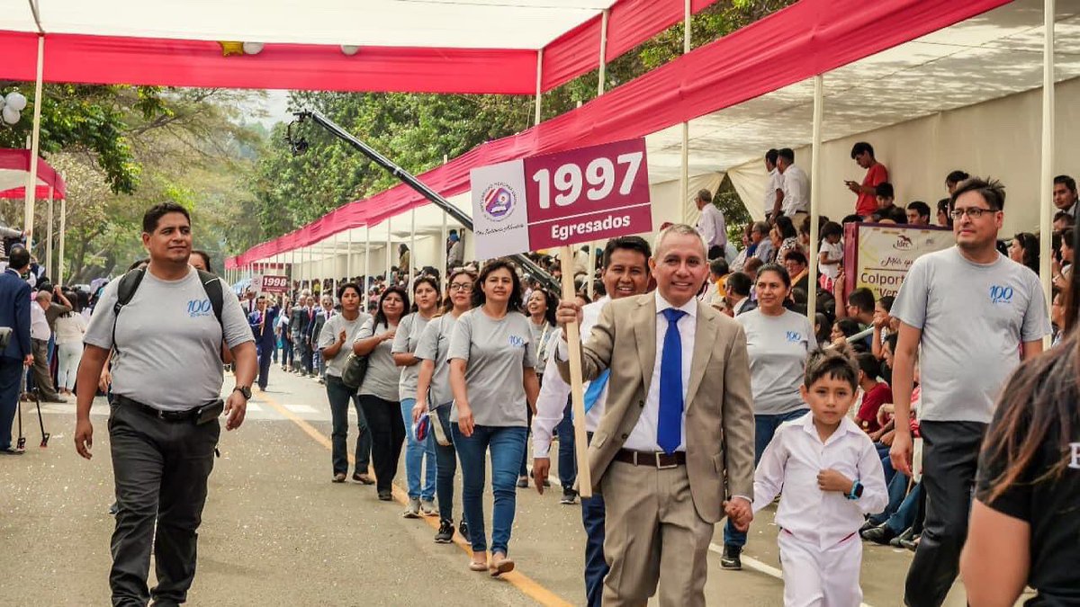 EdgardoMuguerza's tweet photo. Una amistad es una constante: no depende del tiempo ni del espacio.
Donde se encuentren #Promo97 #UPeU mi aprecio y oración alcancen !! https://t.co/zYFakyvlQh