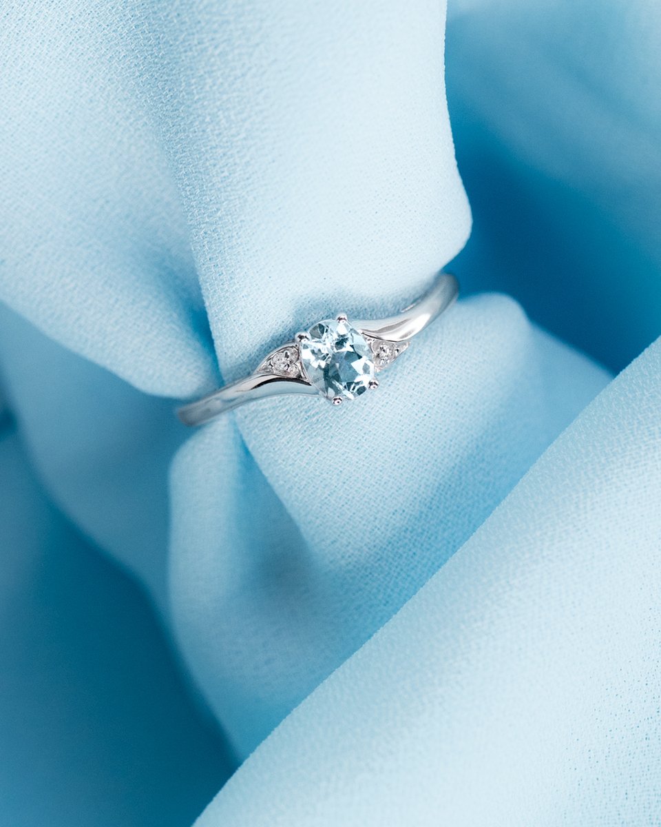 AnnLouiseJewel's tweet photo. Aquamarine is March's Birthstone.
Faceted aquamarines are often free from inclusions and is as clear as water, symbolizing purity of spirit and soul.
Oval Aquamarine Diamond Ring in 10K White Gold
Shop the gemstone jewellery sale at #AnnLouise
https://t.co/xTNMnwMOQc https://t.co/kBHZ8oeooe