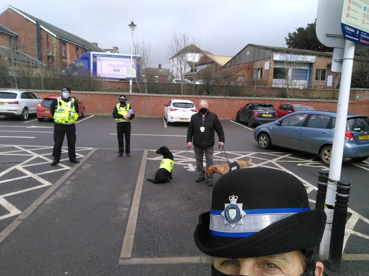 Aviation_Stu's tweet photo. Thank you to @sainsburys #Spilsby @LPVolunteers @jenny19560094, @IANPORTER5 & @TeresaKey59 a valuble #ScamAware information shared today.
Great to be able to introduce #Scambassadogs #FoxRedLabrador Luna with Jeorge spreading the @TakeFive & @AgainstScams message, well done all https://t.co/eQWv1SUJMQ