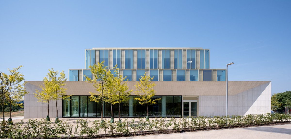 Commended in the New Build Modern Style Stone Cladding category sponsored by Sandberg at the 2020 Natural Stone Awards is UCD Confucius Institute, Dublin.

Client: University College Dublin
Architect: <a href="/RobinLeeArch/">Robin Lee</a>

#NaturalStoneAwards #Architecture #ChooseNaturalStone
