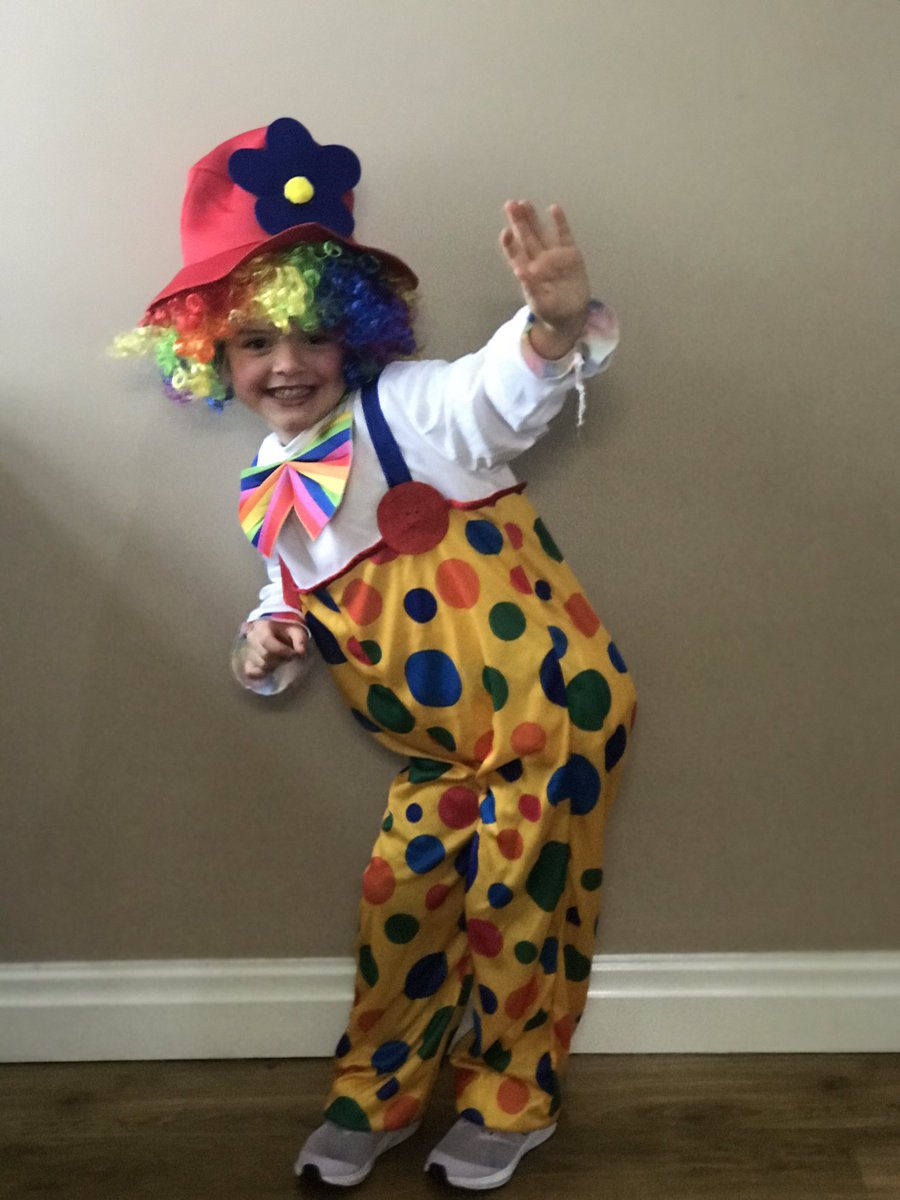 KateWard03's tweet photo. @LyndonGInfant - a bit late but, well for everyone’s efforts dressing up today, especially Harriet who was the class clown today! #RedNoseDay #goslings #bestdressedclown https://t.co/Mfg9gFh2Gk