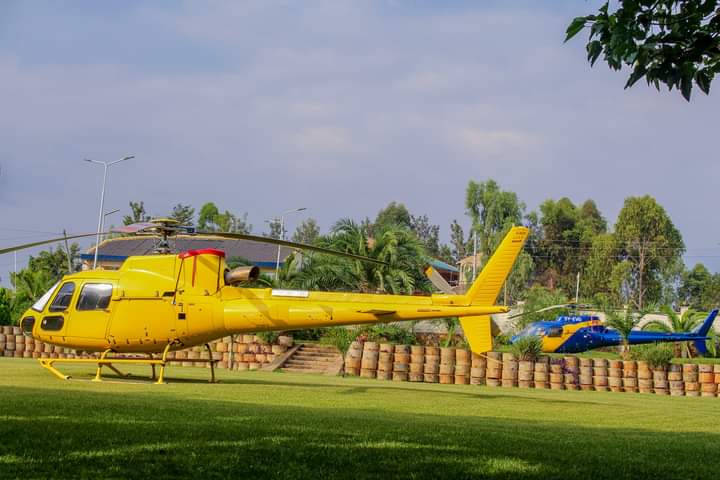 lvta_kenya's tweet photo. @vivian_kobe @acaciapremier @WigotGardensKE @SpiritOfKisumu @jackjared2003 @Tembea_Kenya @hiddengemske @Zuru_Kenya @VersatileWildKe @tembeakisumu @anyalrobinson  @thevichotelkisumu  @MakeItKenya 

We even land choppers here bwana 👌
#mellovekisumueaster
#twendewestern
#spiritofkisumu
#hiddengemsofkenya https://t.co/jaaWUfVI0T
