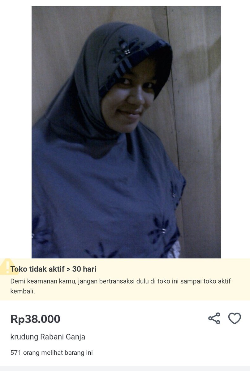 Senyum dikit "cekreekkk"