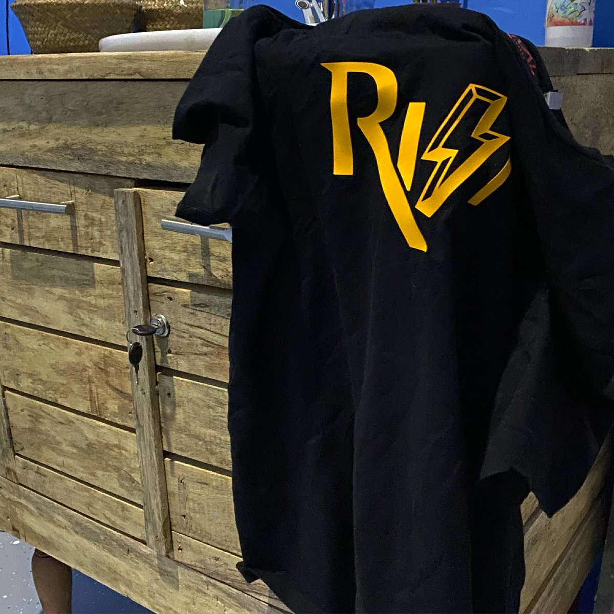 rivaluanda's tweet image. #RIVALUANDA SS21 

-
#Luanda #Angola #streetwear