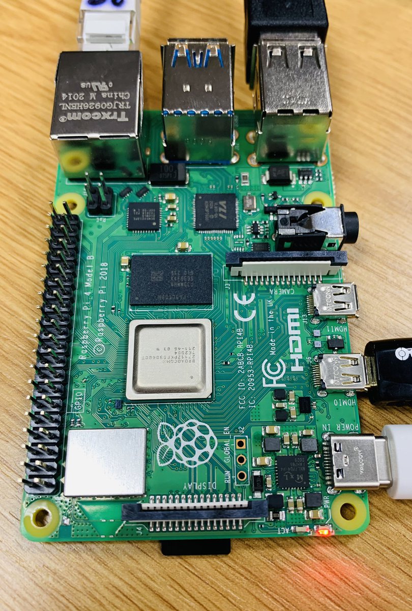 RHS_CompSci's tweet image. @RHS_CompSci so great to see our Y8 coding club enjoying using the raspberry pi’s and coding the drone and mekamon robot @RHSSuffolk #welovecoding