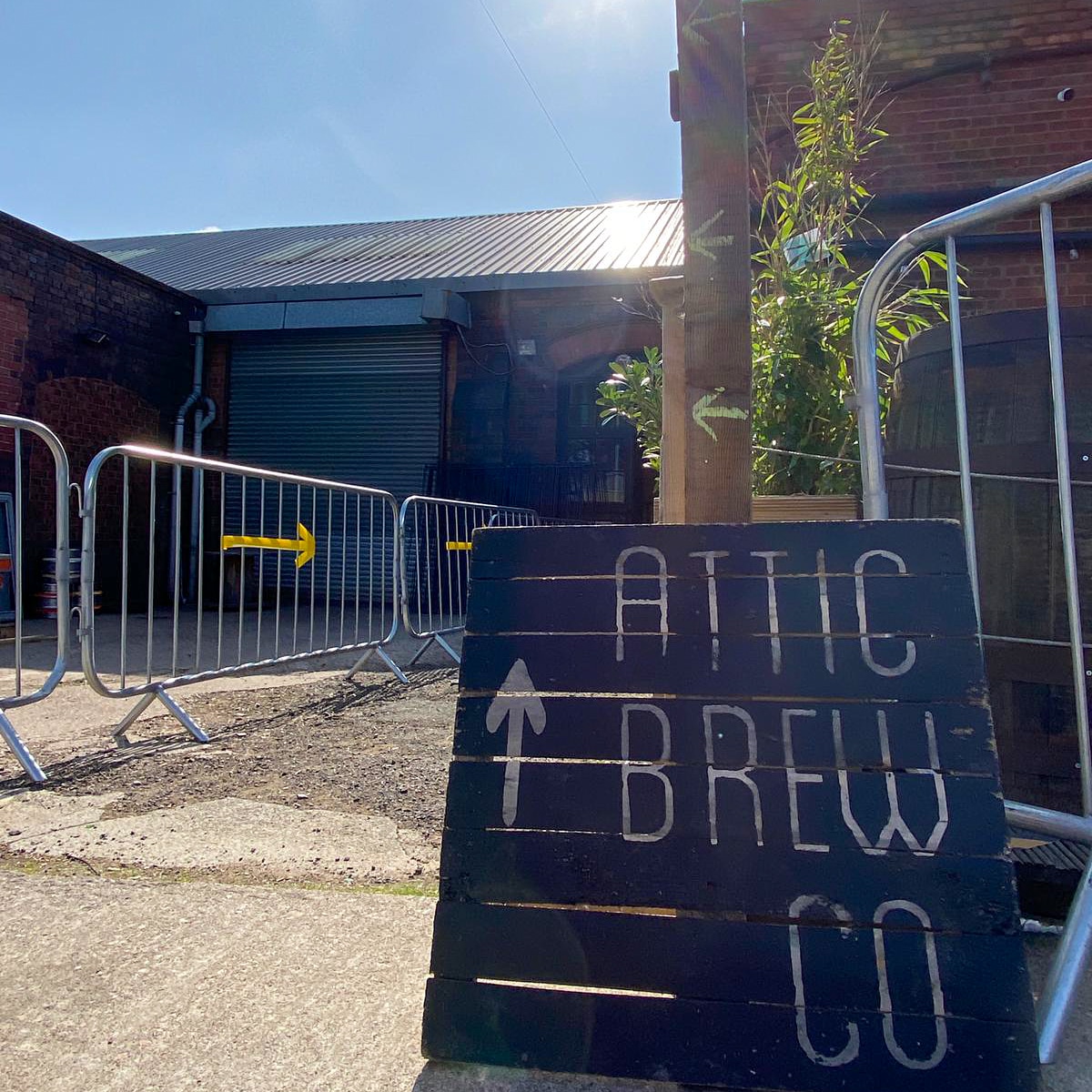 atticbrewco's tweet photo. 🍻 TAPROOM👫 https://t.co/vmd6WydhcY