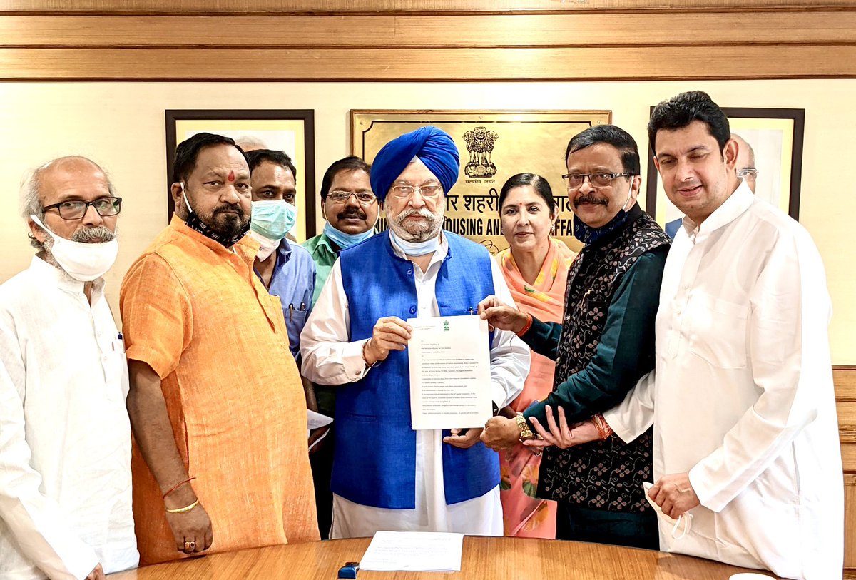 sureshkpujari's tweet photo. Along with my colleagues in Lok-Sabha including Sri @pcsarangi, Sri @nabadasjsg &amp; Sri @KishorKumarMoh6 met Sri @HardeepSPuri Ji, Minister of C.A &amp; presented a Memorandum to further expand the aviation infrastructure &amp; number of flights at Veer Surendra Sai Airport in Jharsuguda. https://t.co/gX0IlQKODl