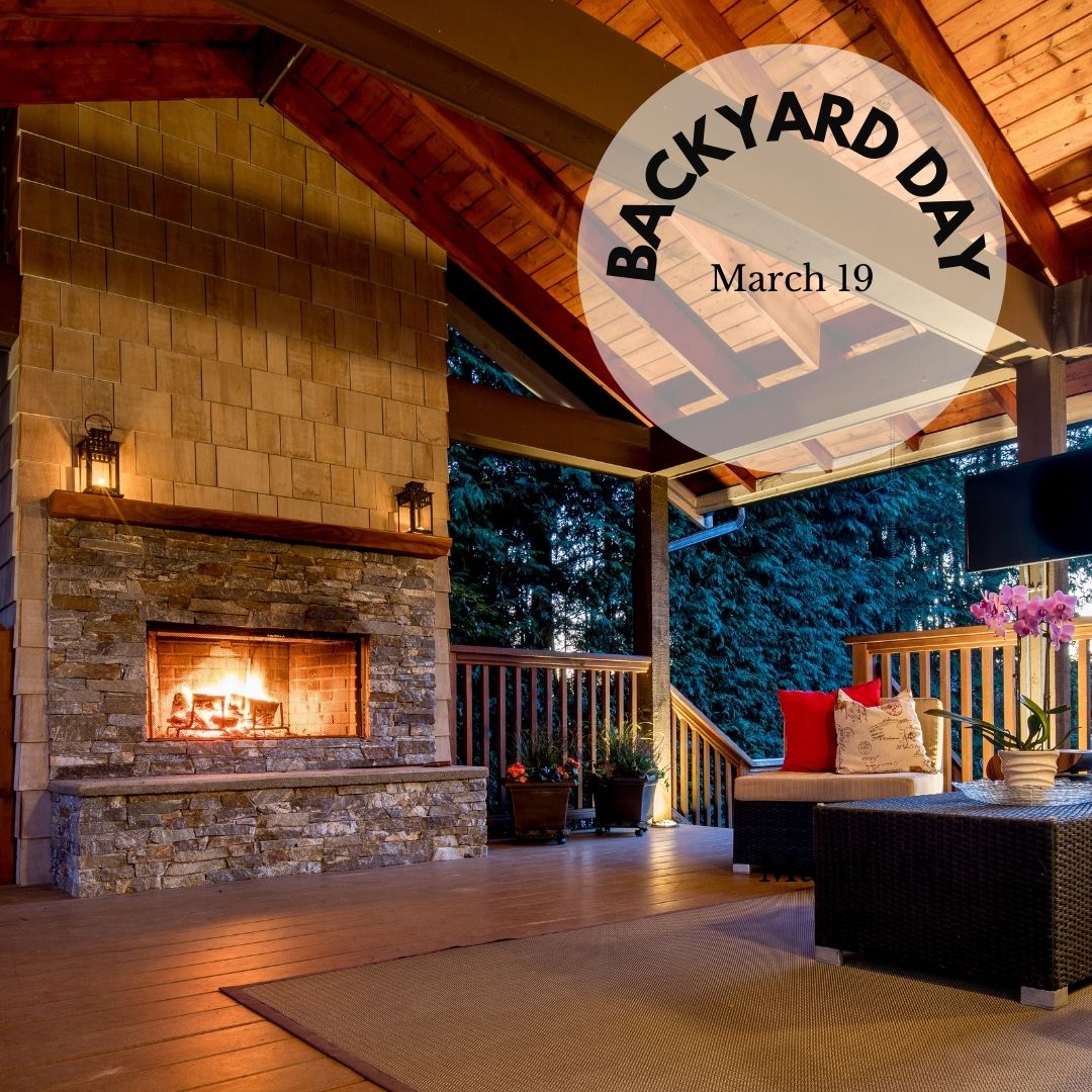 Everyone loves a covered outdoor space that you can use year round and has a bonus fireplace! Whether backyard, side yard, where ever in your yard. We have built several of these entertainment spaces.  
.
#covidentertaining #outdoorentertaining #deckrenovation #vancouver #builder