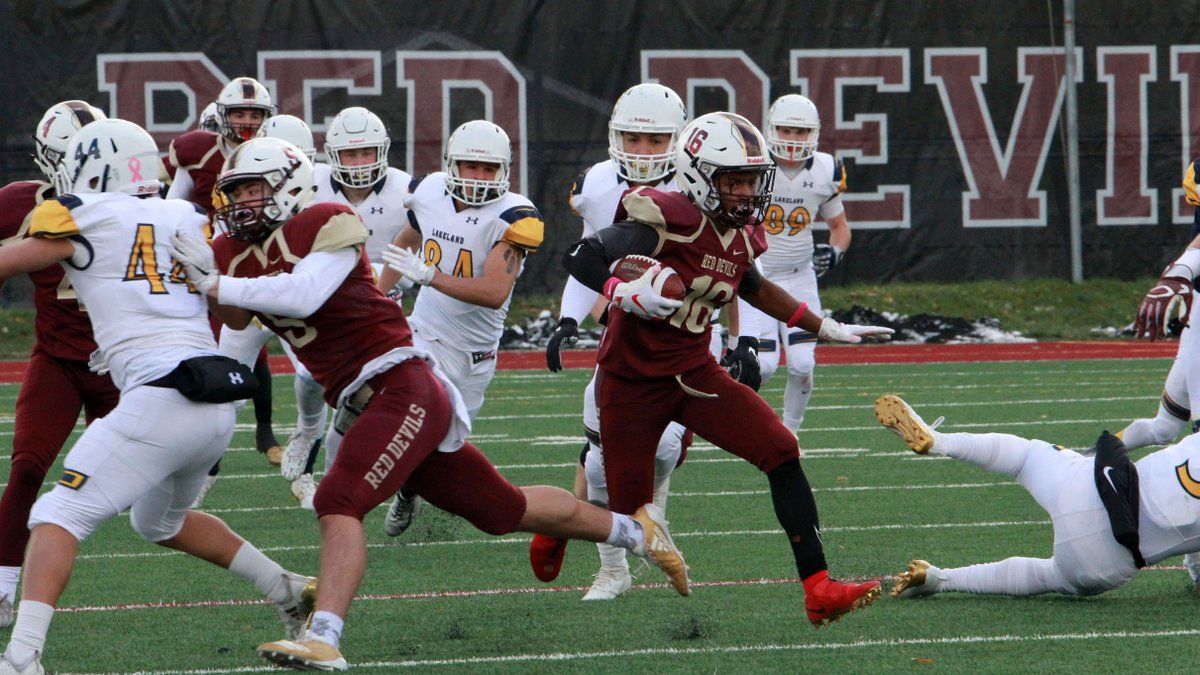 EurekaRedDevils's tweet photo. This spring, no team at Eureka College has had to wait as long to return to the field as @ECRDFootball 

On Saturday, that wait finally ends with a highly-anticipated 1 p.m. NACC showdown against Aurora at McKinzie Field.

📰: https://t.co/X6kEe6UgHr https://t.co/y9N6Rkzqhb