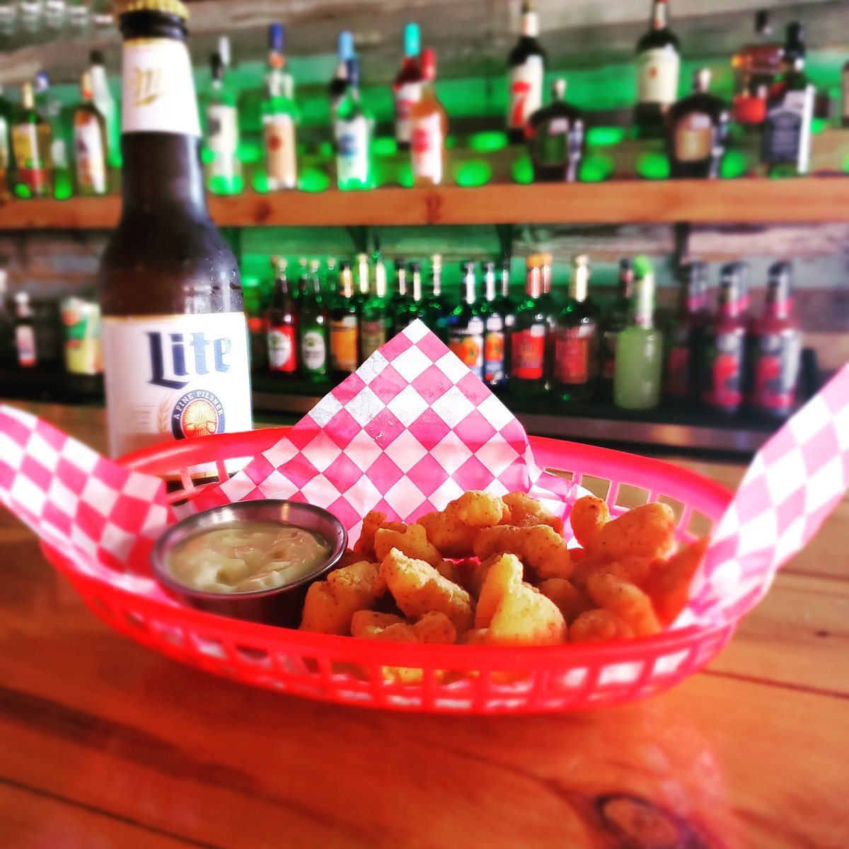 MooresStoreBWTX's tweet photo. $4.99 Catfish Bites for Catfish Friday! https://t.co/RPBliEGenv