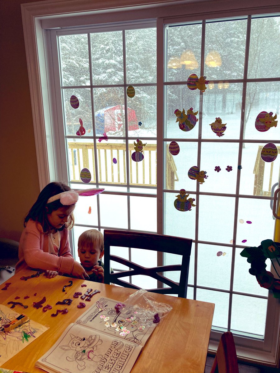 bowie_christina's tweet photo. It doesn’t look like it but spring is on the way! #easterdecorating today home with my hunny #bunnys 🙏✝️❤️☕️ https://t.co/5ul7E0kfp2