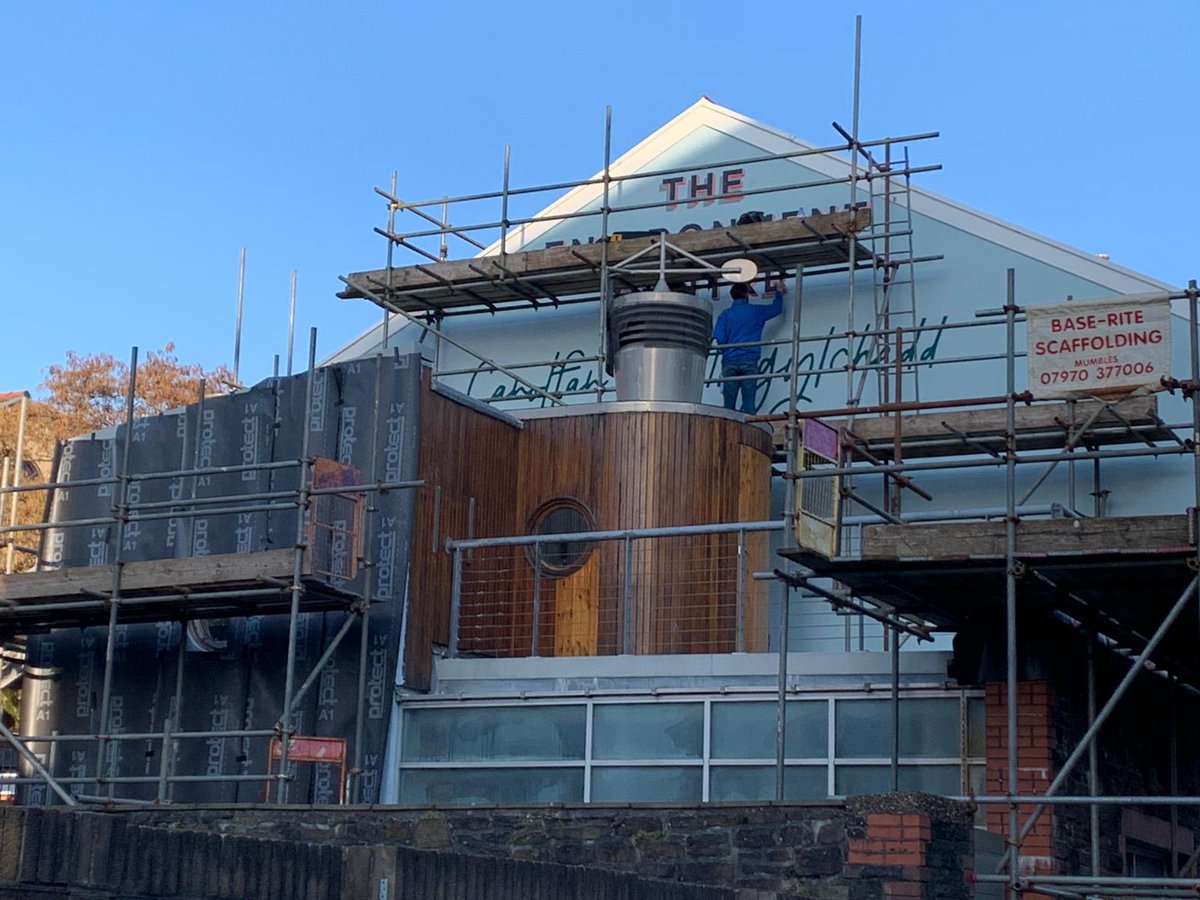 Another project in Swansea <a href="/EnvCentre/">Environment Centre Swansea</a>. A green wall made from non-combustible aluminium supplied by @cityairtech. After installation it will be planted by volunteers with Welsh ferns and woodland edge provided by @celticwildflowersltd 
#greenwall #livingwall #greeninfrastructure