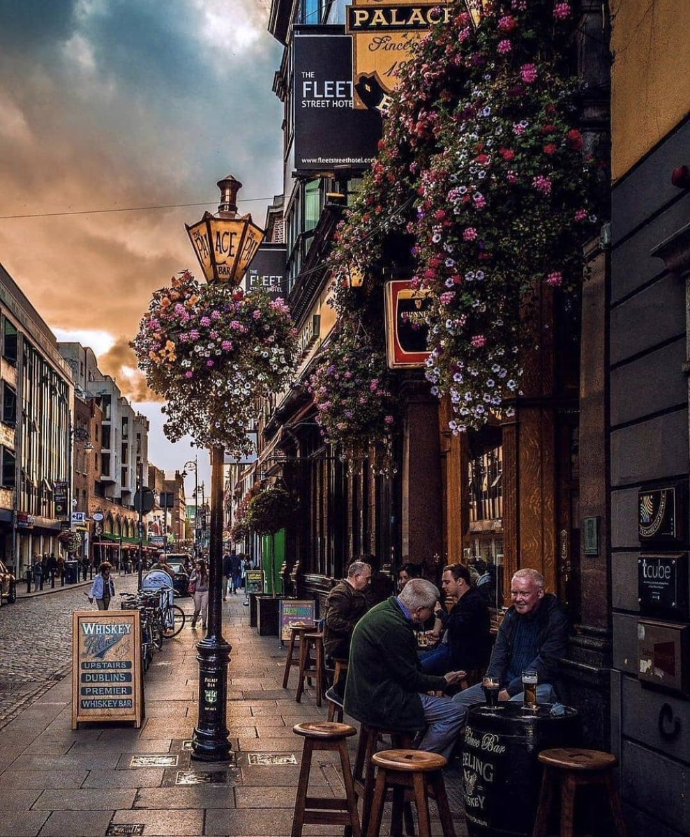 LTVOfficial_'s tweet photo. Dublin, capital of the Republic of Ireland, is on Ireland’s east coast at the mouth of the River Liffey. Its historic buildings include Dublin Castle, dating to the 13th century, and imposing St Patrick’s Cathedral, founded in 1191.

📸 @allexphotography https://t.co/N8pZ8xH9DQ
