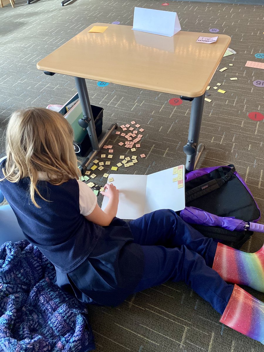 MissTillinghast's tweet photo. Flexible seating, but make it 6ft apart 💁🏼♀️ #WCSResponsibility #BetterTogether https://t.co/gGpc9rgJ6a