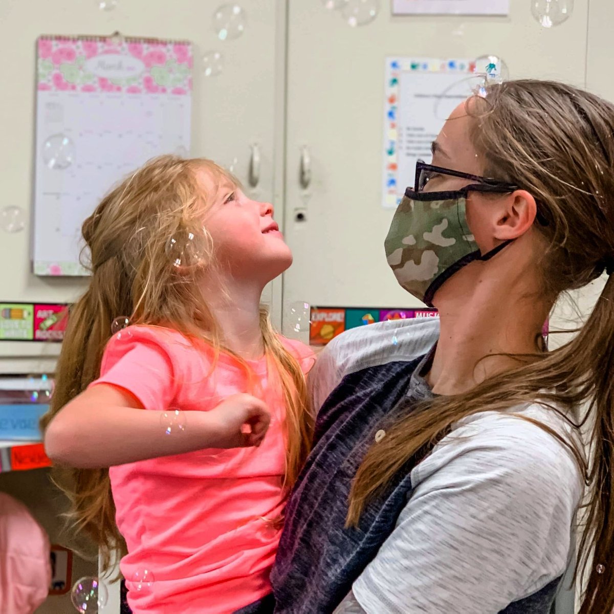 Happy #Friyay!

🌷 We welcomed the (almost) start of spring and celebrated #NationalBubbleWeek with some bubbles of our own!

What are you most looking forward to this spring? 

#highrisktohighhope #spring #springweather #bubbles #weekendvibes #aiken #aiken4aiken