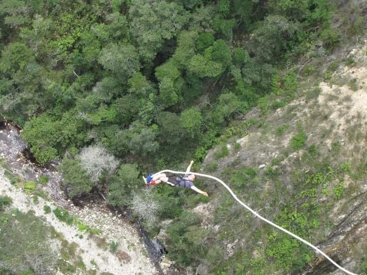 Dustinmcomedian's tweet photo. #Chesschamps Bravest/Dumbest thing I've done is "Spoil" my lil sister with the highest bunjee jump in the world at the time. (I was too scared to do it alone) https://t.co/zx4bOqrY00