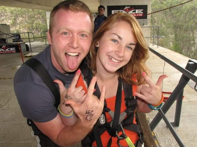 Dustinmcomedian's tweet photo. #Chesschamps Bravest/Dumbest thing I've done is "Spoil" my lil sister with the highest bunjee jump in the world at the time. (I was too scared to do it alone) https://t.co/zx4bOqrY00