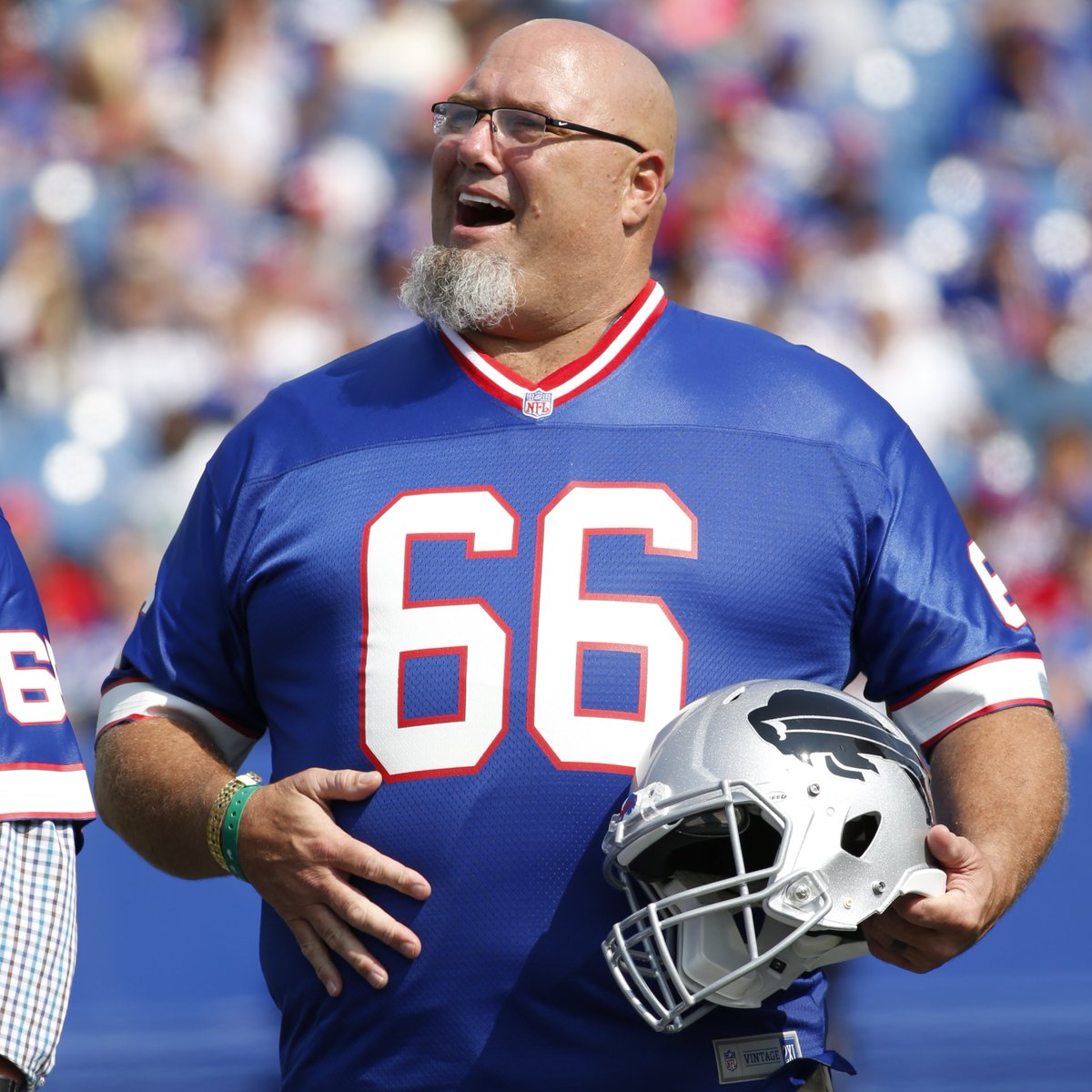 This week's "Tasker's Teammate" is former #Bills O-lineman Jerry Crafts!

➡️Jerry joins Brownie and Tasker on the air right now!

<a href="/MSGNetworks/">MSG Networks</a>/<a href="/WGR550/">WGR 550</a> 
🔊LISTEN LIVE: bufbills.co/obl