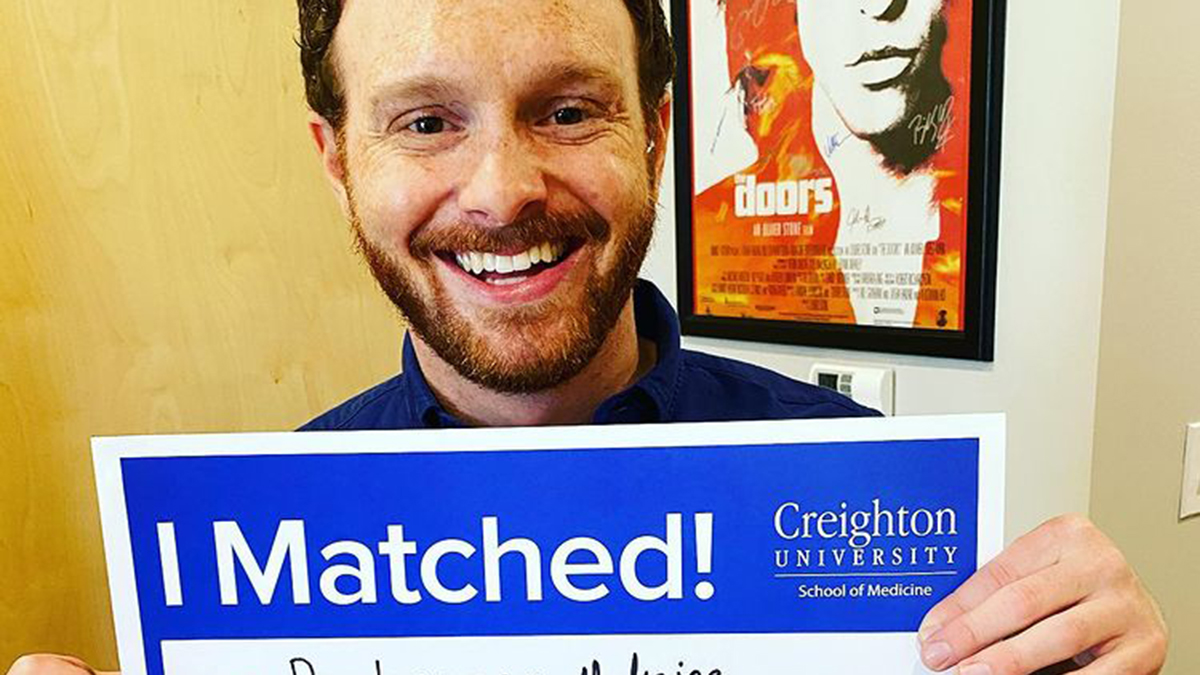 Creighton's tweet photo. 100% of @CreightonSOM fourth-year students were accepted into residency programs.

Find out how Creighton med students found their fit on Match Day: https://t.co/rhrik08z9Y #CreightonMatch https://t.co/frAbhJhM1w