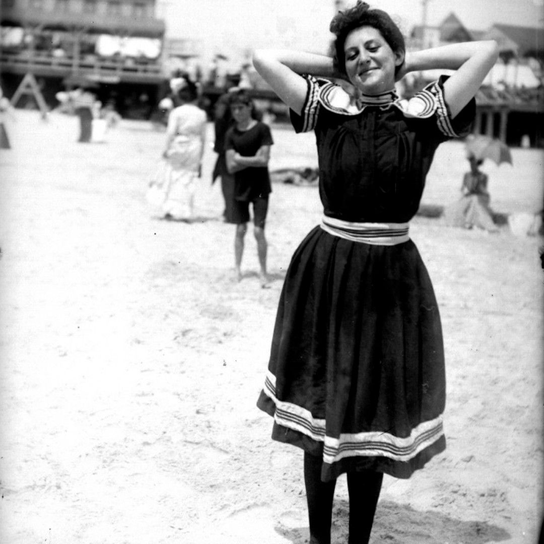 SSFdocumentary's tweet photo. It's Friday! At Silver Screen Family on Fridays, we remember our #ancestors by posting their pictures! #ForgetThemNotFridays⠀⠀⠀
This weekend why not create a family history scrapbook.  We show you how!
https://t.co/LNbocbBFh2
Have a great weekend!⠀⠀ https://t.co/Aig0C9gGCk