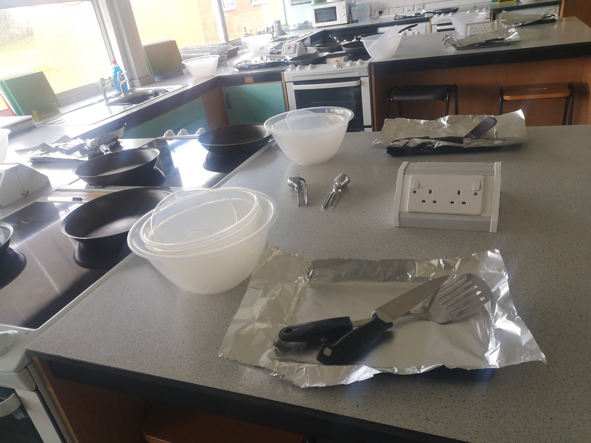 BHCS Creative Industries Faculty (@bhcs_cif) on Twitter photo Look at this prep and set up for food practical this afternoon, incredible work Miss Lumm and <a href="/mrssfletch/">Mrs Fletcher</a> #BackInTheKitchen #CLEAPSS <a href="/BrightonHillSch/">Brighton Hill School</a> Look at this prep and set up for food practical this afternoon, incredible work Miss Lumm and <a href="/mrssfletch/">Mrs Fletcher</a> #BackInTheKitchen #CLEAPSS <a href="/BrightonHillSch/">Brighton Hill School</a>