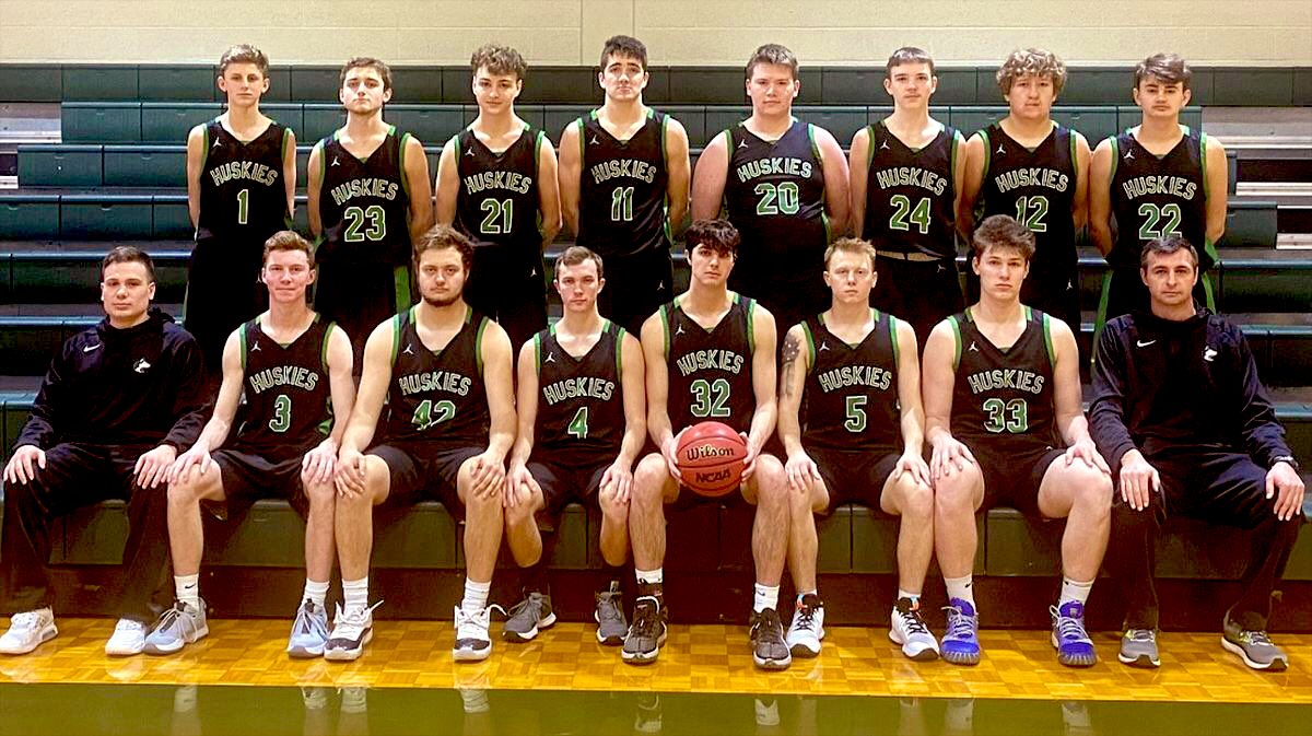 Cody_Guinn's tweet photo. Congratulations to the North Greene Huskies on a fantastic basketball season finishing with 30+ wins and a finish in the State Final Four! 🏀

See you in the winter, Greene County Basketball. It’s been a wild, wacky, and eventful basketball season! Thanks everyone for listening! https://t.co/3XrvMCejdK