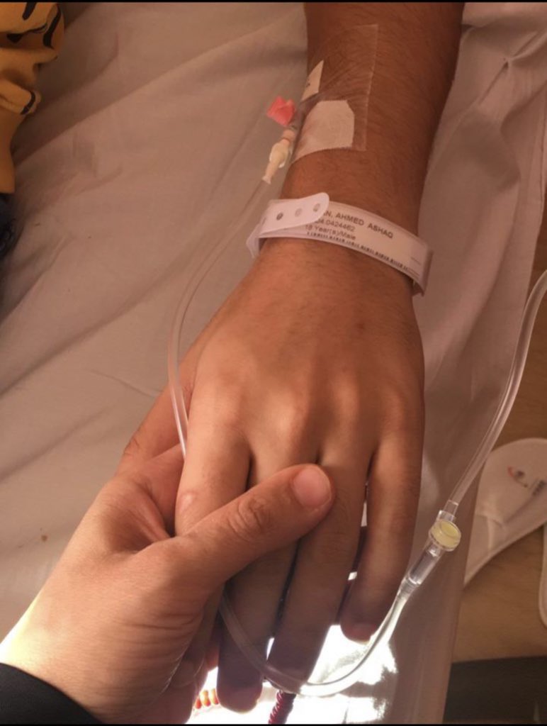 أَذْهِبِ البَاسَ، رَبَّ النَّاسِ، وَاشْفِ أَنْتَ الشَّافِي، لا شِفَاءَ إلَّا شِفَاؤُكَ، شِفَاءً لا يُغَادِر سقمًا
وقفتكم في اخر جرعه من الكيماوي
 #مصفاه_الرياض