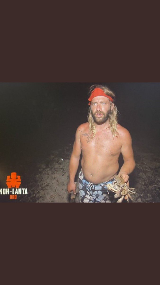 __no_names's tweet photo. Définitivement mon préféré de la saison j’espère qu’il ira loin il est simple et drôle #KohLanta #Arnaud https://t.co/2WQdNsmI7P