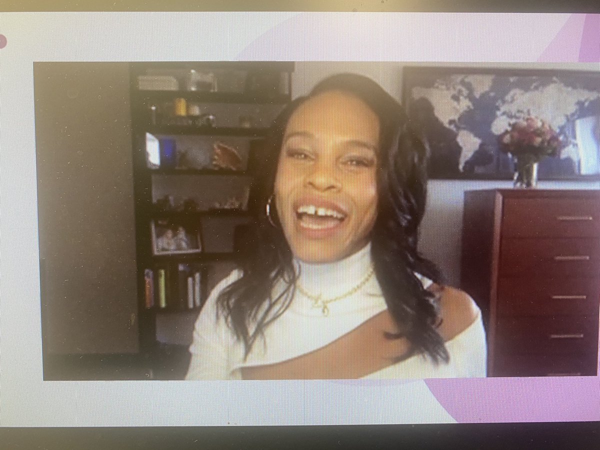 sabrinaonmove's tweet photo. WOW ! Powerful and inspiring words of insights from @tyrona ! 🔥 Thank you @LinkedIn ! #TransformHer21 https://t.co/lSFyod3Xwi
