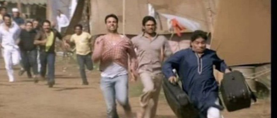 crictalks0415's tweet photo. Everyone running to twitter to confirm that WhatsApp is down. #whatsappdown https://t.co/5IEpdSUyYT