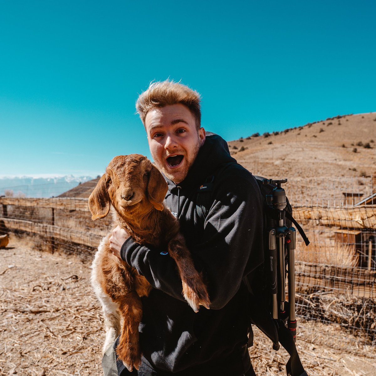 i_am_joshyo's tweet photo. Stay tuned for tmw! Cerro gordo ghost town exploring!! https://t.co/0wwtH41PkP