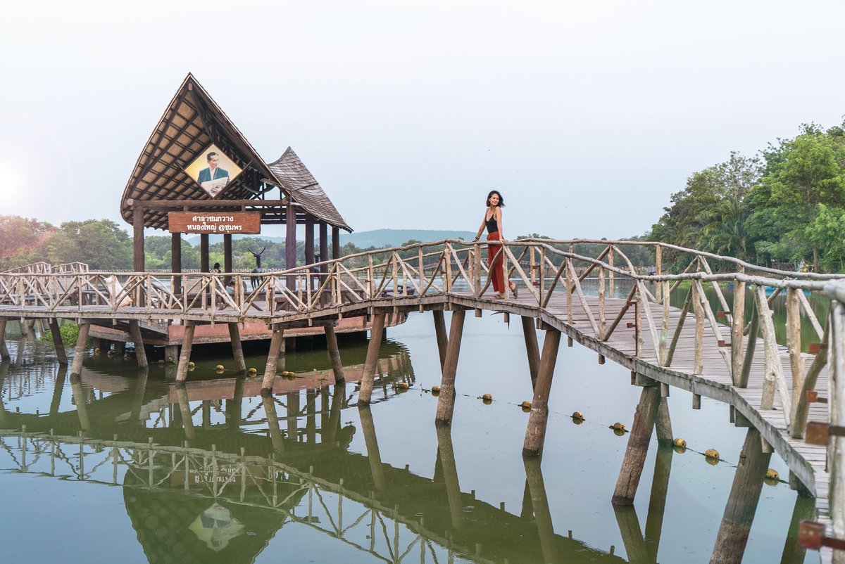 andurriante's tweet photo. La Tailandia que escapa a las rutas turísticas habituales mola mucho. Mi nuevo hogar #Chumphon no deja de sorprenderme! #Tailandia https://t.co/qXfpwjRM7G