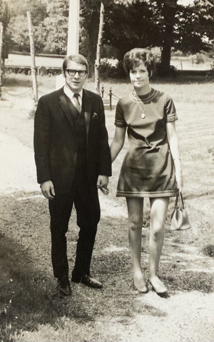 Rob_Reed's tweet photo. My mum and dad ❤️ https://t.co/HLzx8cxIy7