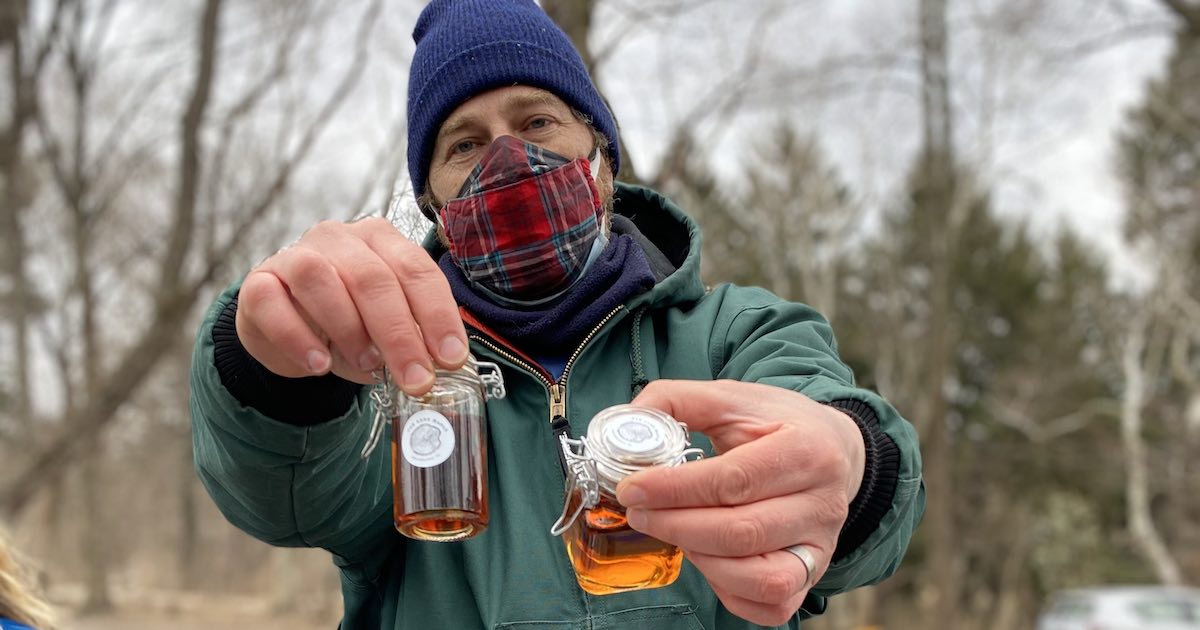 Before he knew it, Heiko had worked with the community to tap 40 maple trees in North Philly and at Germantown’s Awbury Arboretum over this winter.  bit.ly/38WE6Il 

#Philadelphia #MapleSyrup #Community #Innovation #FunFriday