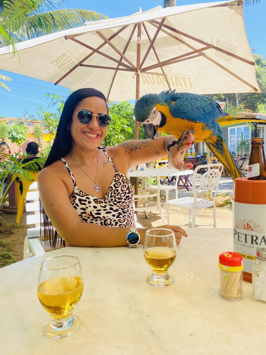 Você não precisa de ninguém, além de você mesmo, para ser feliz. 💋