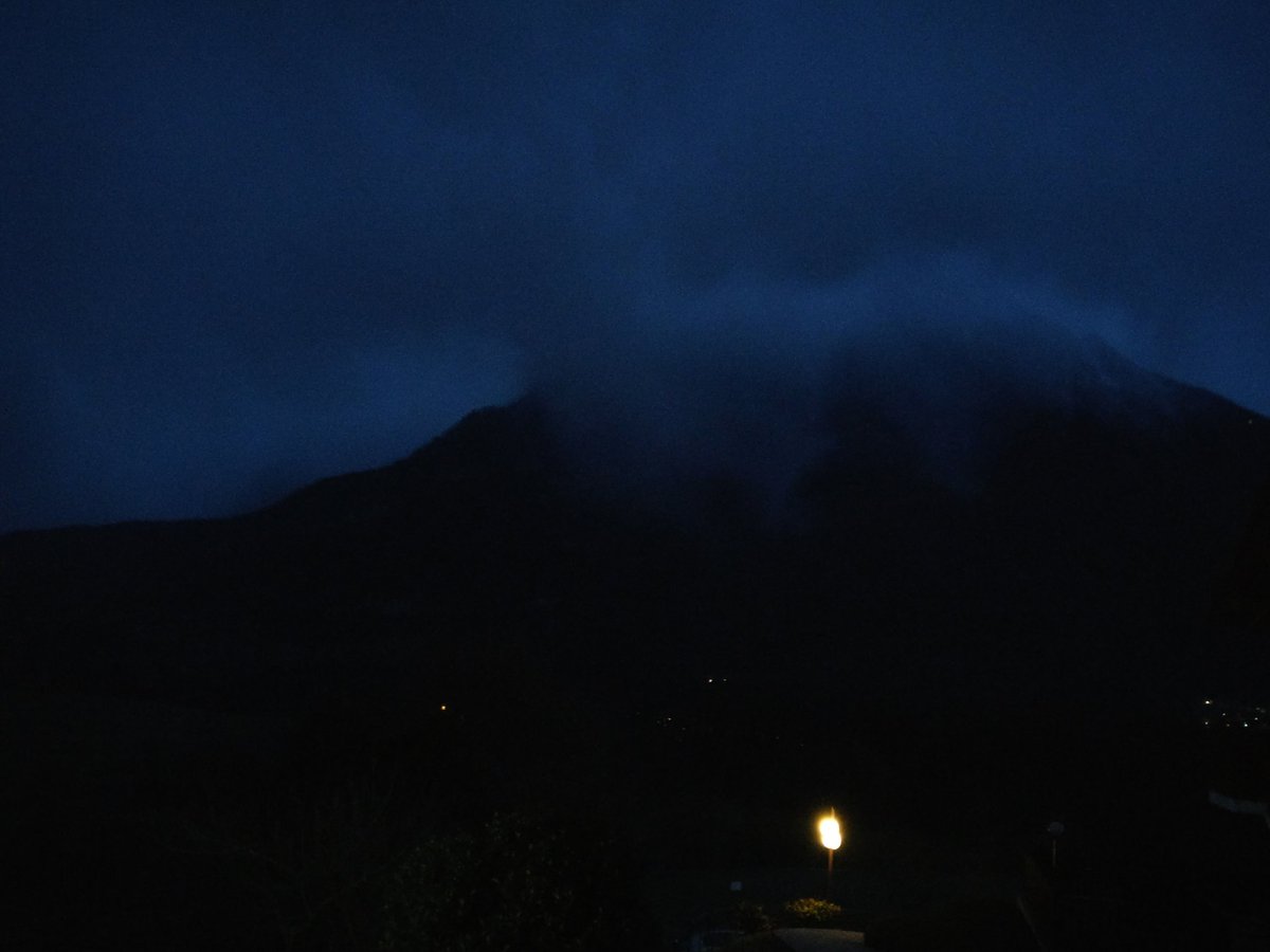 galloforcello2's tweet photo. Benvenuti nella terra di #modor #mountain #dolada #belluno #neve #19Marzo2021 https://t.co/5Zlj6aS3lW