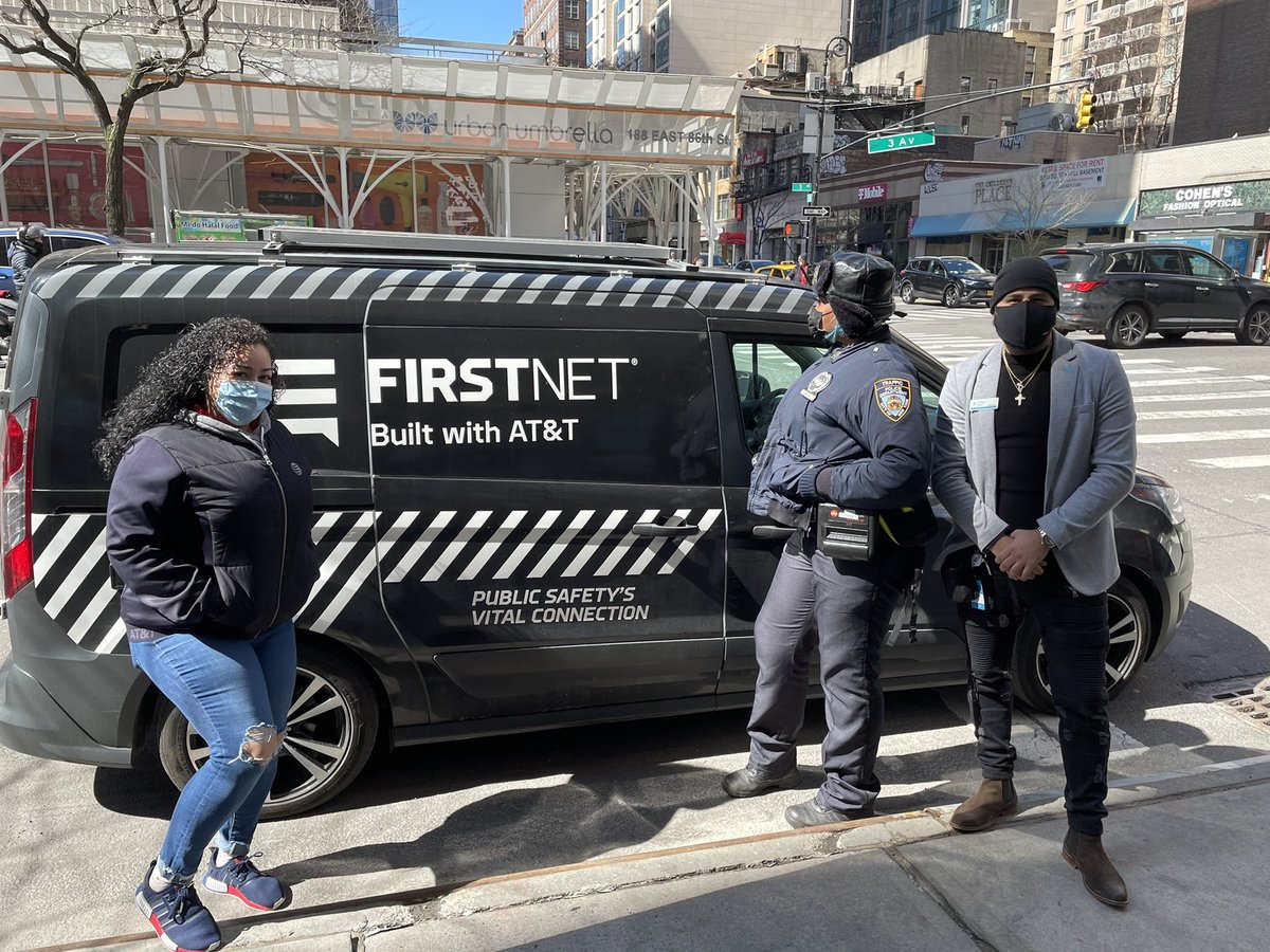 Pulled up in front of my store... traffic cop stopped to ask questions... FIRST NET ACCOUNT ACTIVATED..
Love helping our FIRST RESPONDERS save money and get our best services. #Team86th <a href="/OneNYNJ/">OneNYNJ</a> <a href="/TeamEmpire_NYNJ/">Team Empire</a> <a href="/judy_cavalieri/">Judy Cavalieri</a> <a href="/Danny_Perez_01/">Danny Perez</a> <a href="/Niicky4750/">Nicky Nieves</a> @carlos_Breton9