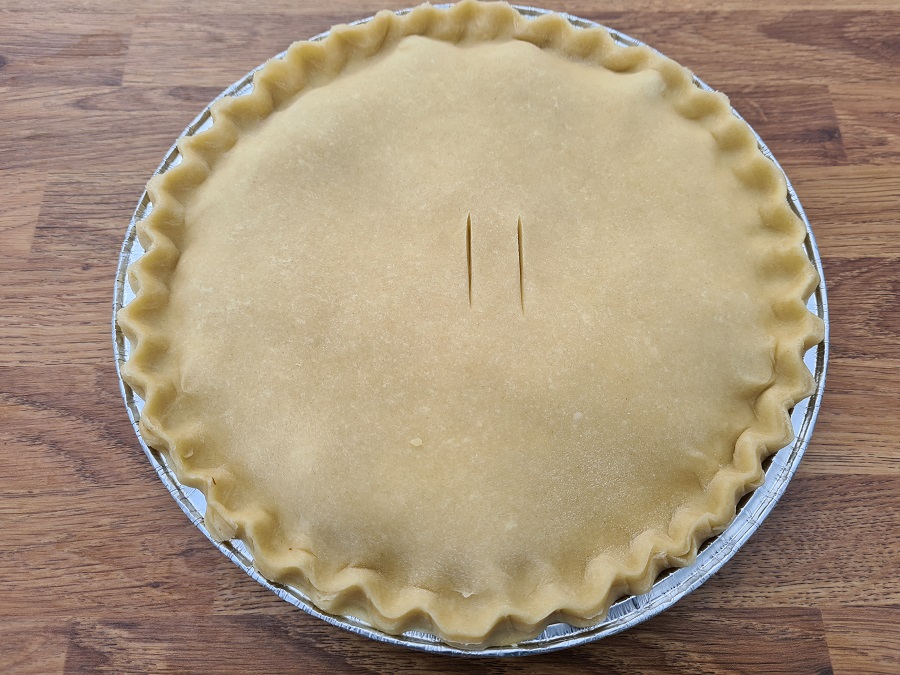 RealFoodBox's tweet image. Trevilley Farm Pies are available through Real Food Box! 25 minutes in the oven is all they need; you can't beat a pie fresh out of the oven!

realfoodbox.co.uk/category/fridg…

#vegandpie
#pieinyourvegbag