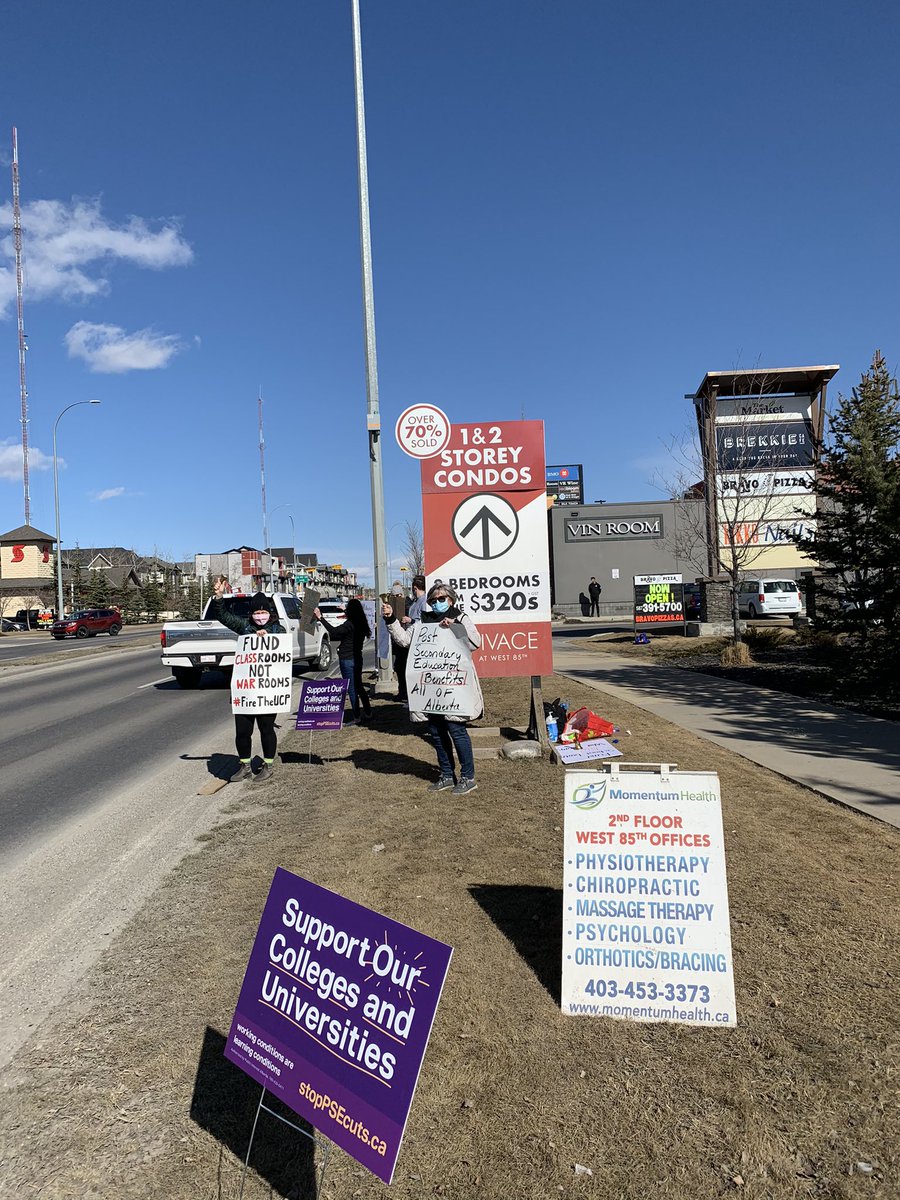 StDoucet2's tweet photo. Come join us until 1pm at the corner of No Frills because we need public funded schools. Together we can make this happen!!!! We ♥️ public education https://t.co/hwqWzGs5HO