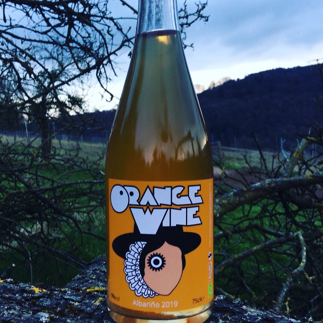 Crack open your bottle of Orange Wine and enjoy the weekend!! We've got everything crossed for a Grand Slam tomorrow🙌🏴󠁧󠁢󠁷󠁬󠁳󠁿