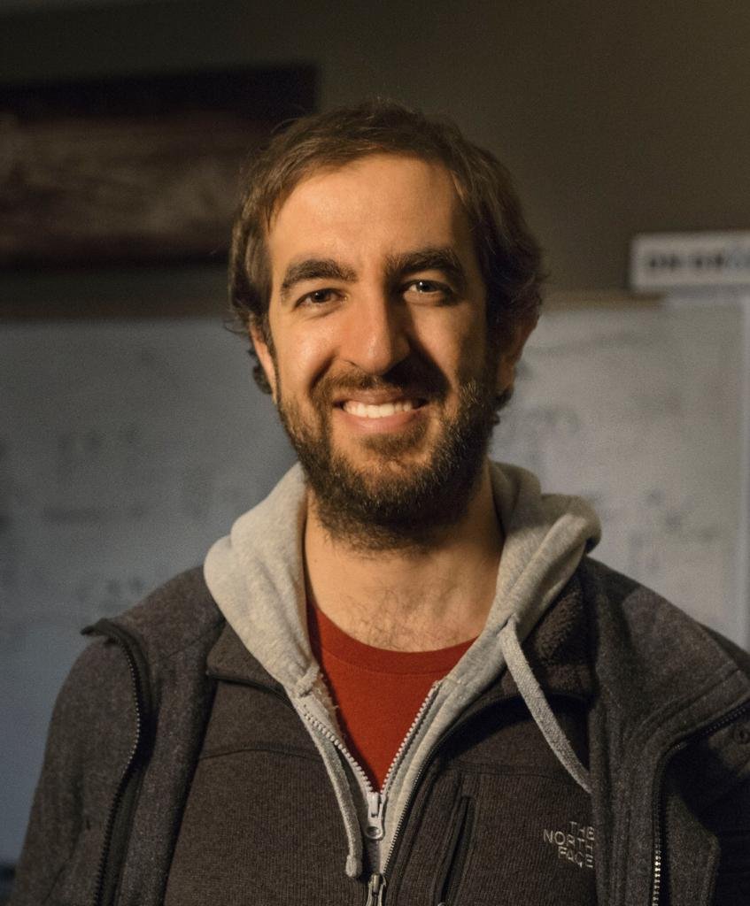 DesafioDigital_'s tweet image. Este viernes @AlexTudorB y Gabriel Gurovich @guro_ringale estarán con Sebastián Espinosa, Dir. de la escuela mundial de programación @CodingDojoDotCo Latam, que está iniciando sus cursos online en Chile de #programacióndigital. #Bootcamp
Te esperamos a las 21:00 @AgriculturaFM
