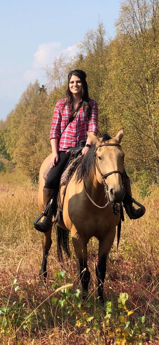 maus_ashley's tweet photo. I wanted to share this photo because it is one my favorite activities and in nature which is something I identify with. Aside from my family/pets, there is nothing I love more than being on the back of a horse. It is my true happy place. #MCO335 https://t.co/qvNJSPmBCo