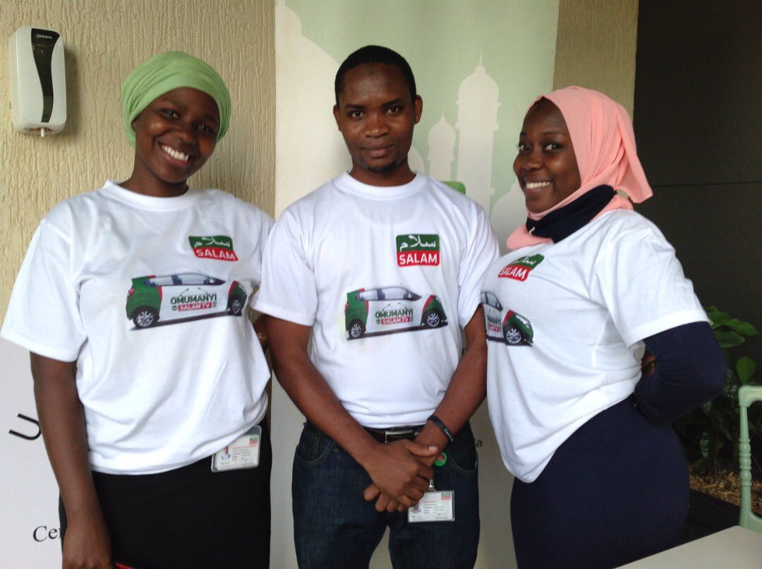 ImmamSadiq's tweet photo. We are not a team because we work together.....We are a team because we respect, trust and care for each other.
#HpyWeekend
#SalamuUmumanyi #ImmamSadiq #SalamCharityUg https://t.co/VjN2jp0OEc