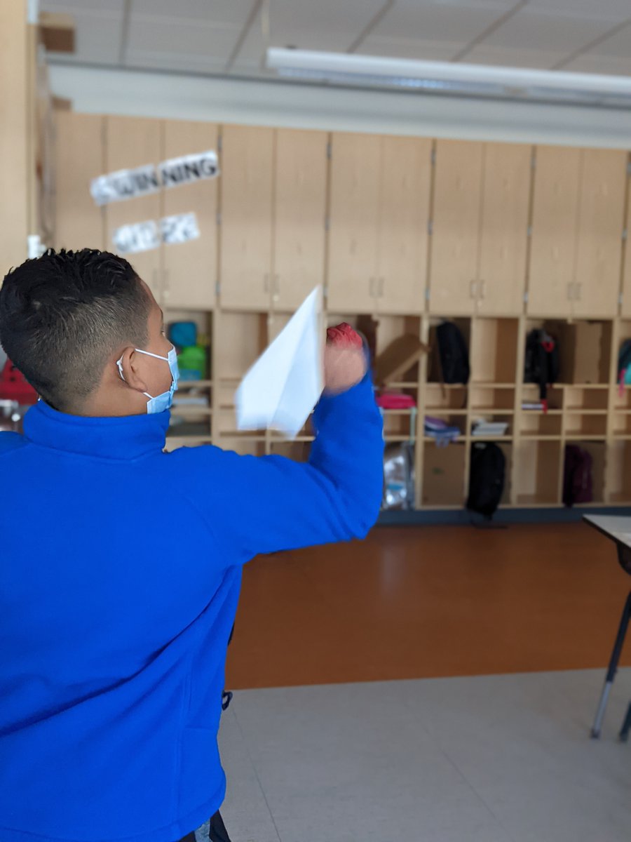 _Alina_Burton's tweet photo. I heard giggles from Ms. Fowkes &amp; 
@_MissWinner
 class this afternoon. They were learning how to make paper airplanes with our special guests Joe Collins. He holds the world record for flying the furthest distance with a paper airplane indoors. 
@MPEScougars
 #mpProjectUP https://t.co/tpdR57wuQo